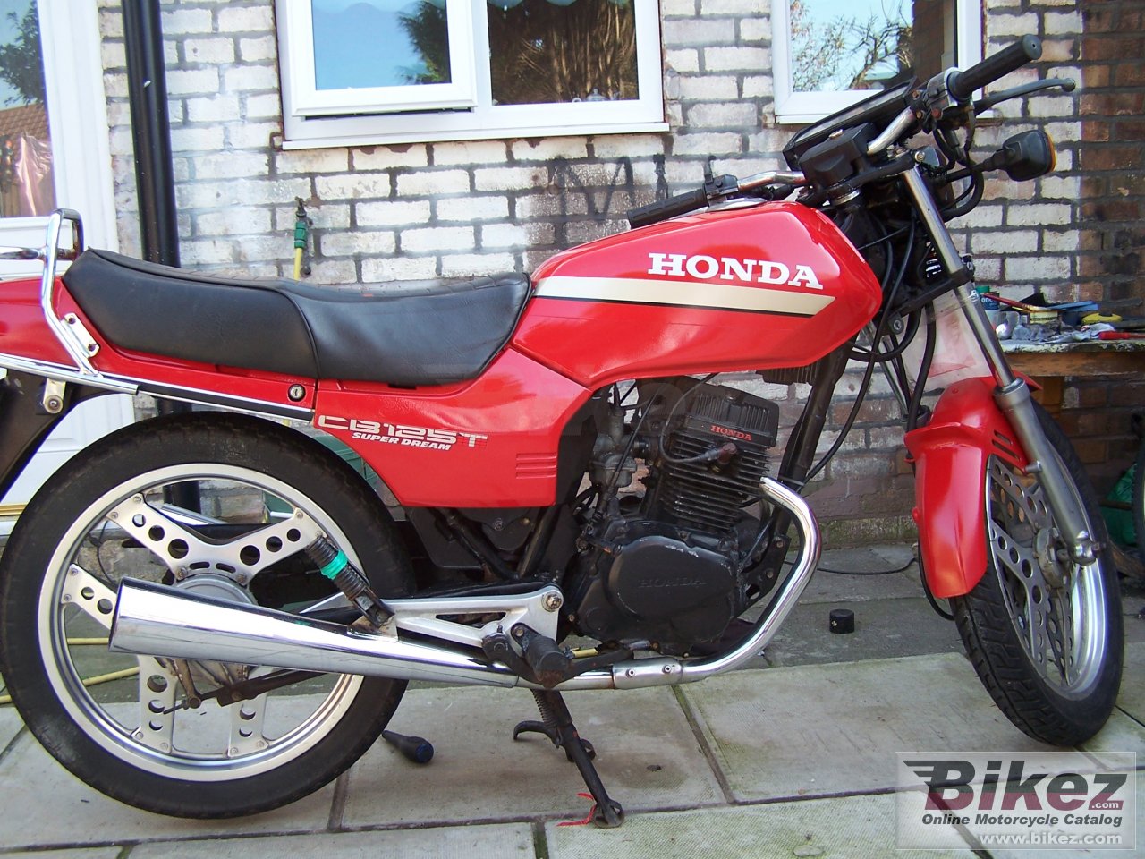 Big  cb 125 t 2 picture and wallpaper from Bikez.com